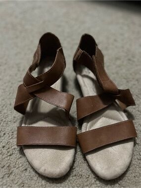 Women's Brown Leather Slide Sandals